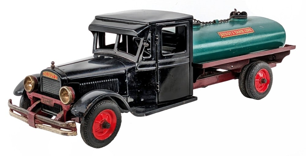 Restored Buddy L Junior Oil Tanker Truck (1 of 13)