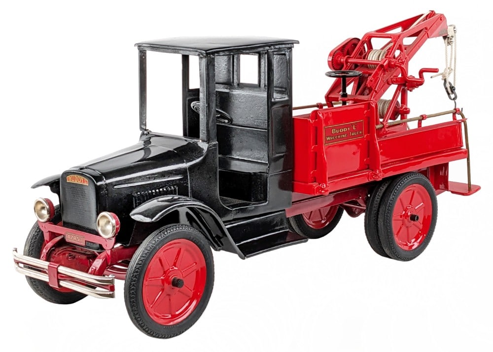 Custom Buddy L Wrecking Tow Truck (1 of 13)