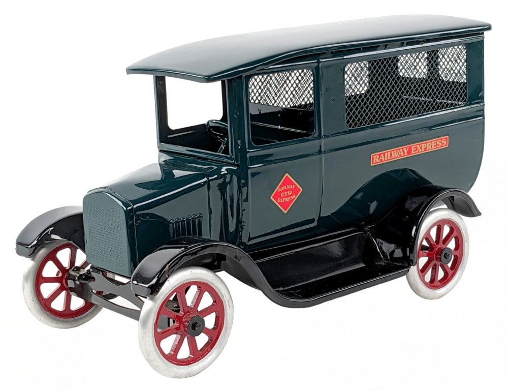 Cowdery Toy Works Flivver Railway Express Truck (1 of 11)
