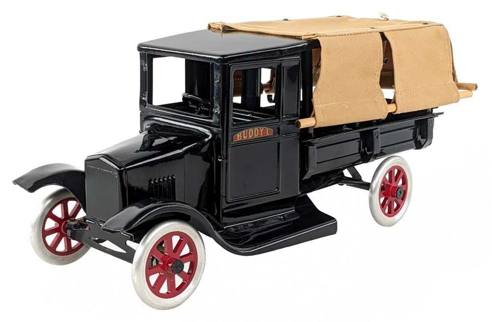 T-Reproduction Buddy L Flivver Huckster Truck: Custom Buddy L Flivver Huckster truck. The truck is believed to have been done by T-Reproductions. Displays well with canvas tarped huckster bed and spoked wheels. Excellent condition overall.