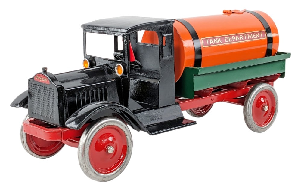 Restored Keystone Packard Tank Department Truck (1 of 12)