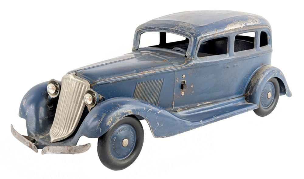 Original Cor-Cor Graham Sedan w/ Electric Headlights (1 of 9)