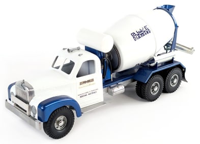 Fred Thompson Smith Miller B Mack Blue Diamond Cement Mixer