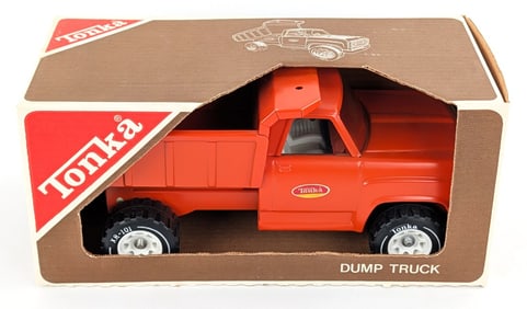 Tonka No. 2315 Dump Truck w/ Box