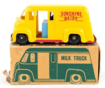 Wyandotte Sunshine Dairy Milk Truck w/ Box