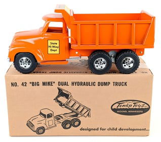 Tonka Desalle No. 42 Big Mike Dual Hydraulic Dump Truck w/ Box