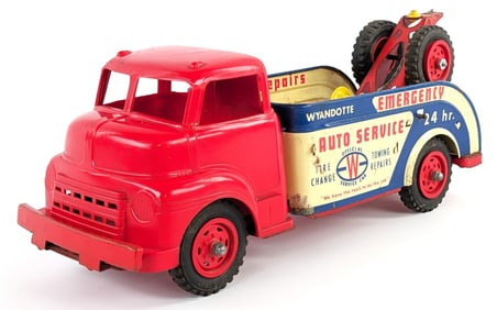 Wyandotte Emergency Auto Service Wrecker Tow Truck
