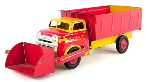 Wyandotte Construction Dump Truck w/ Scoop Shovel