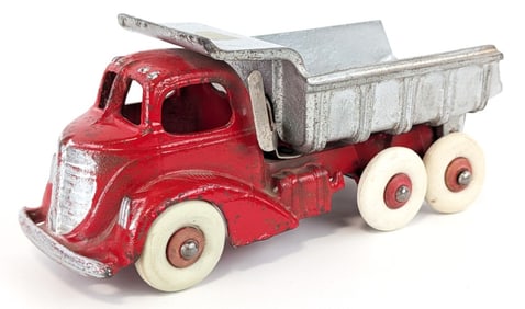 Hubley Cast Iron Dump Truck