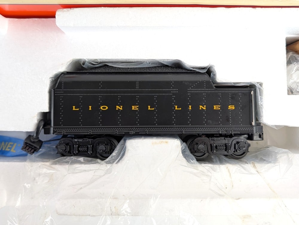 Lionel Lines Berkshire Jr. Locomotive and Tender 6-11101 - 3