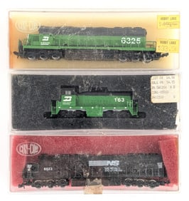(3) Con-Cor Burlington Northern & Norfolk Southern Train Engines