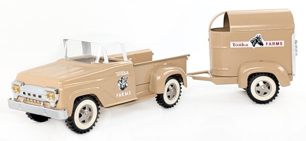 Custom Tonka Farms Pickup Truck w/ Horse Trailer