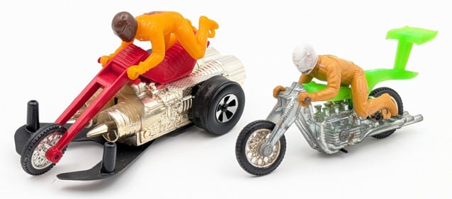 Hot Wheels RRRumblers High Tailer & Chop Cycles Blown Torch