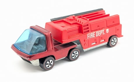 Hot Wheels Redline Heavyweights Fire Engine Truck
