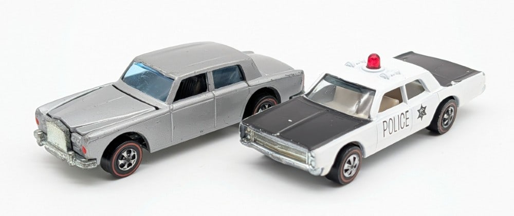 Hot Wheels Redline Police Cruiser and Rolls-Royce Silver Shadow (1 of 7)