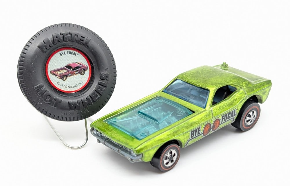 Hot Wheels Redline Light Green Bye-Focal w/ Button (1 of 9)