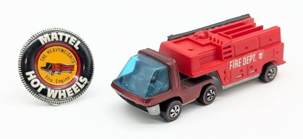 Hot Wheels Redline Heavyweights Fire Engine Truck with Button