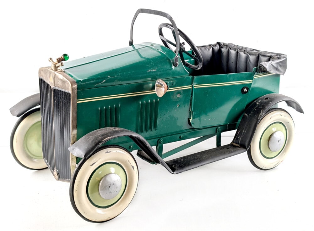 Line Bros Pedal Car (1 of 9)