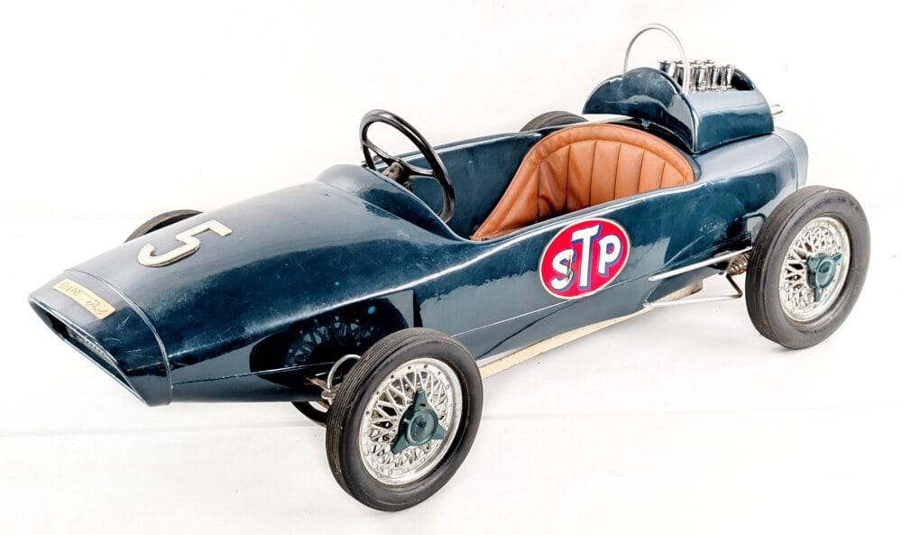 Vintage Lotus Ford Plastic Racer Pedal Car (1 of 10)