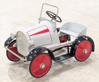Custom Restored 1930'S Full Fender Pedal Car