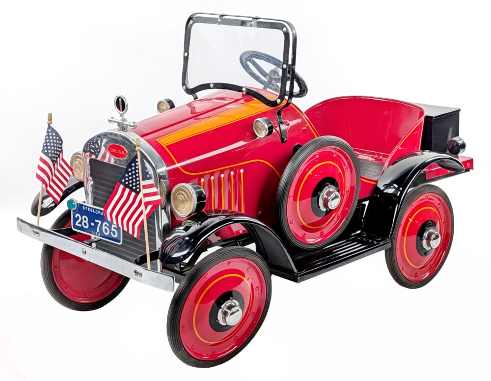 Restored 1928 Steelcraft Lincoln Pedal Car (1 of 10)