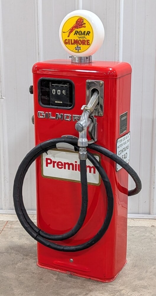 Restored Tokheim Model 86 GPI Gilmore Gas Pump (1 of 11)