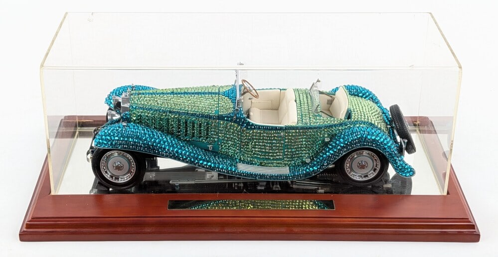 Custom 1/18 Scale Bauer 1932 Bugatti Royale Roadster Esders In Display Case: Custom 1/18 scale Bauer 1932 Bugatti Royale Roadster Esders replica in display case. The car is custom with faux jewels / rhinestones. The car displays well overall with a good look. It comes with