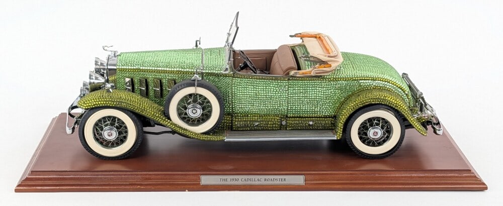 Custom 1/12 Scale Danbury Mint 1930 Cadillac V-16 Roadster (1 of 11)
