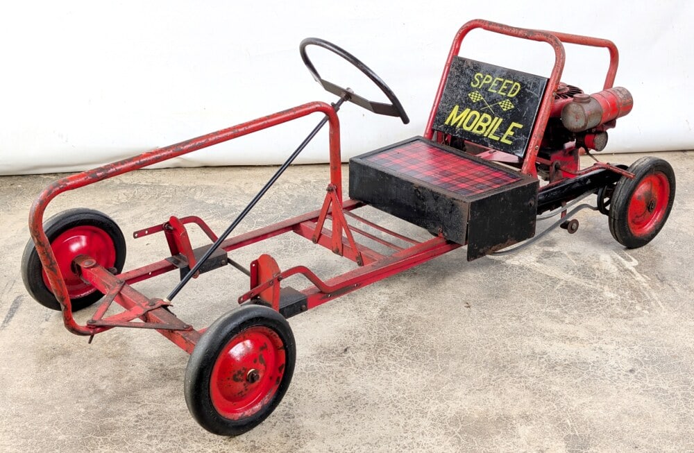 Vintage Speed Mobile Gas Engine Powered Go Kart (1 of 11)