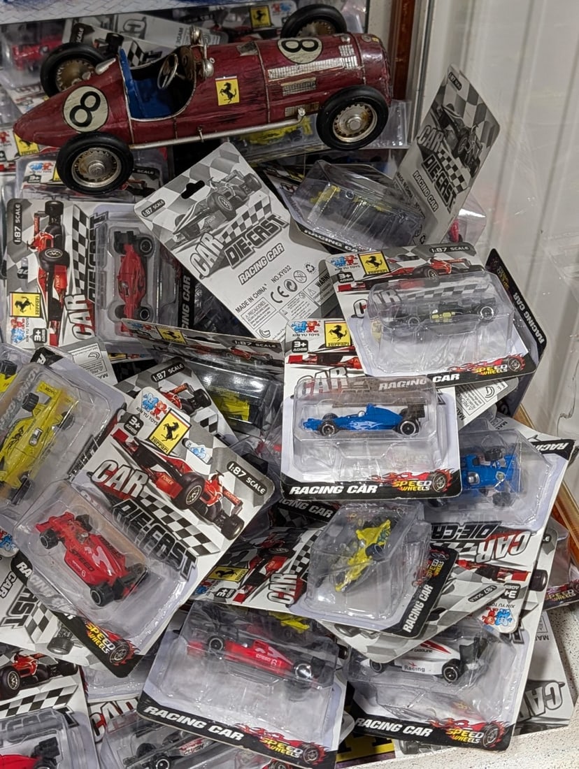 Customized Ferrari Claw Machine Arcade Game With Prizes - 5