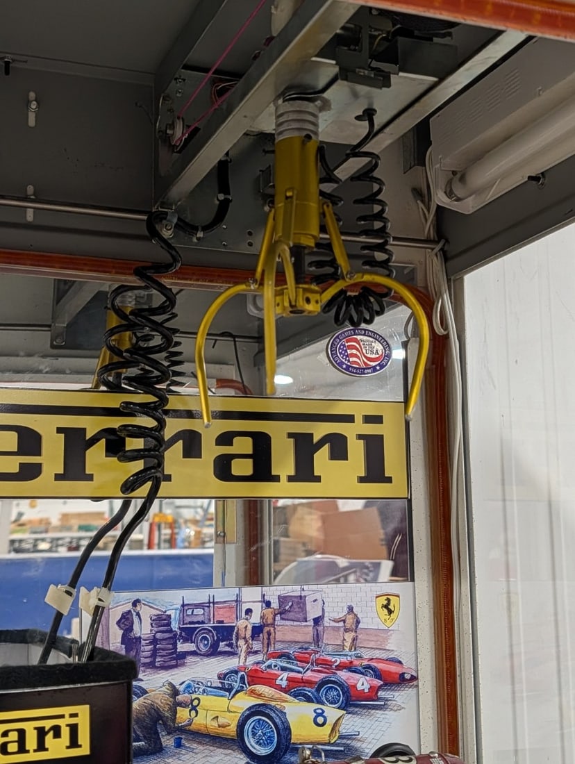 Customized Ferrari Claw Machine Arcade Game With Prizes - 6