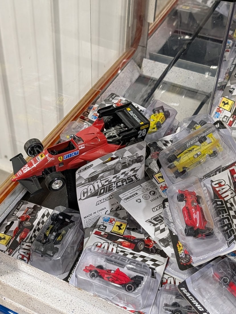 Customized Ferrari Claw Machine Arcade Game With Prizes - 7