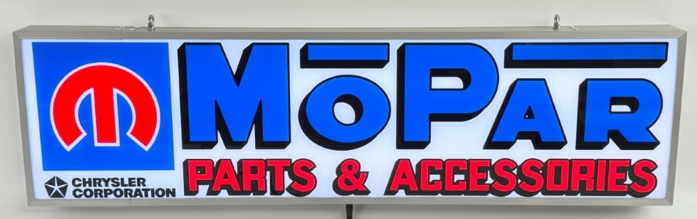 Custom Chrysler Mopar Lighted Dealership Style Sign: Custom Chrysler Mopar lighted dealership style advertising sign. Features a metal can and plastic / acrylic face. Appears to be in nice working condition with light wear from display and storage. It