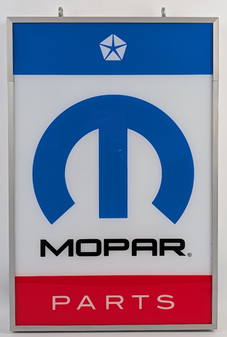 Custom Chrysler Mopar Lighted Dealership Style Sign: Custom Chrysler Mopar lighted dealership style advertising sign. Features a metal can and plastic / acrylic face. Appears to be in nice working condition with light wear from display and storage. It
