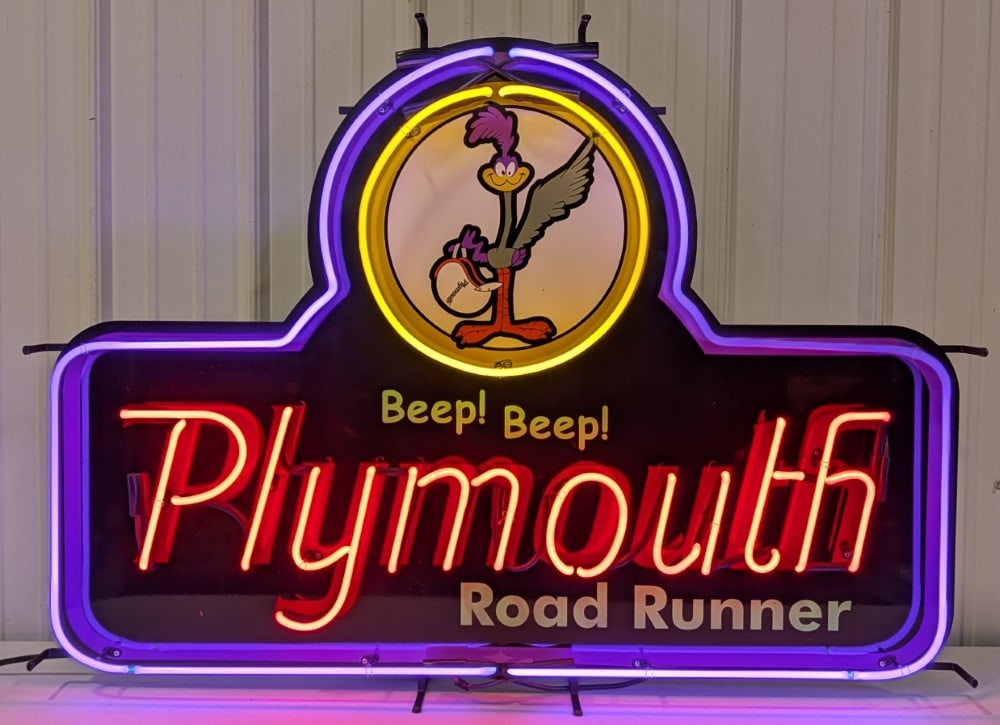Custom Plymouth Road Runner Neon Sign (1 of 8)