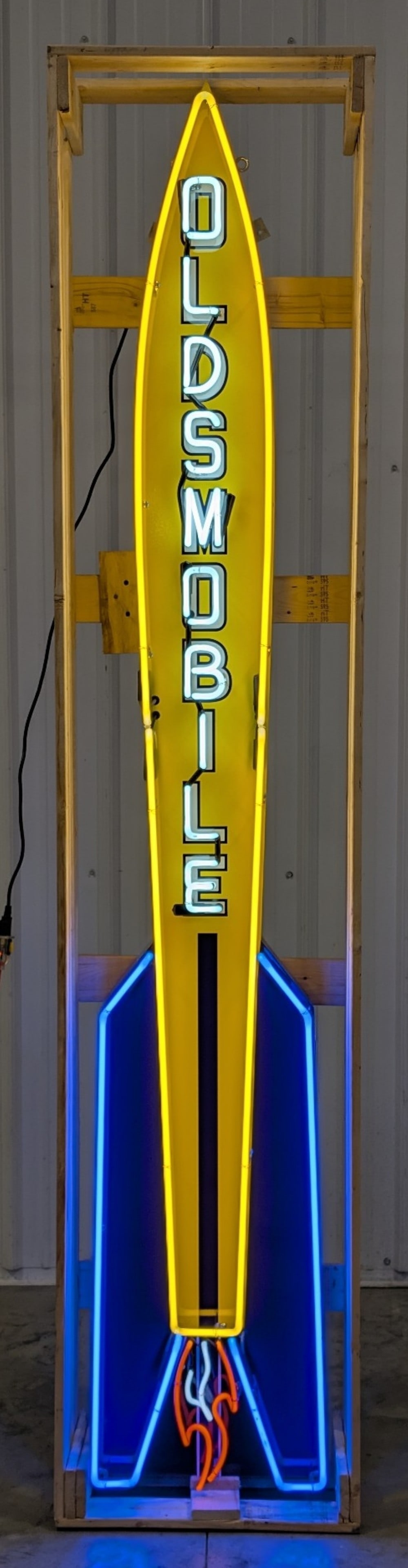 7-1/2ft Custom Oldsmobile Rocket Neon Advertising Sign w/ Flashing Flames (1 of 10)