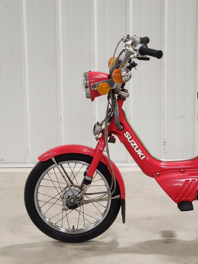 Suzuki FA50 Moped - 12