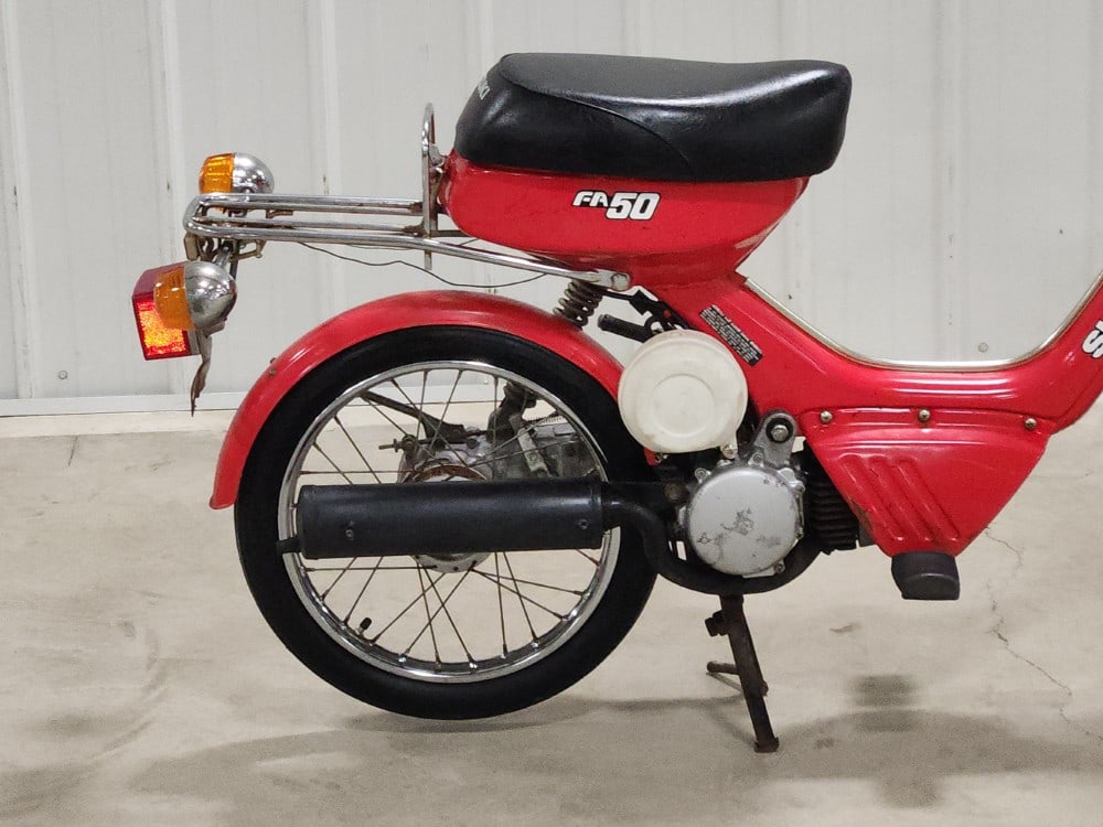 Suzuki FA50 Moped - 4