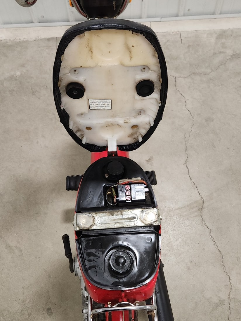 Suzuki FA50 Moped - 8