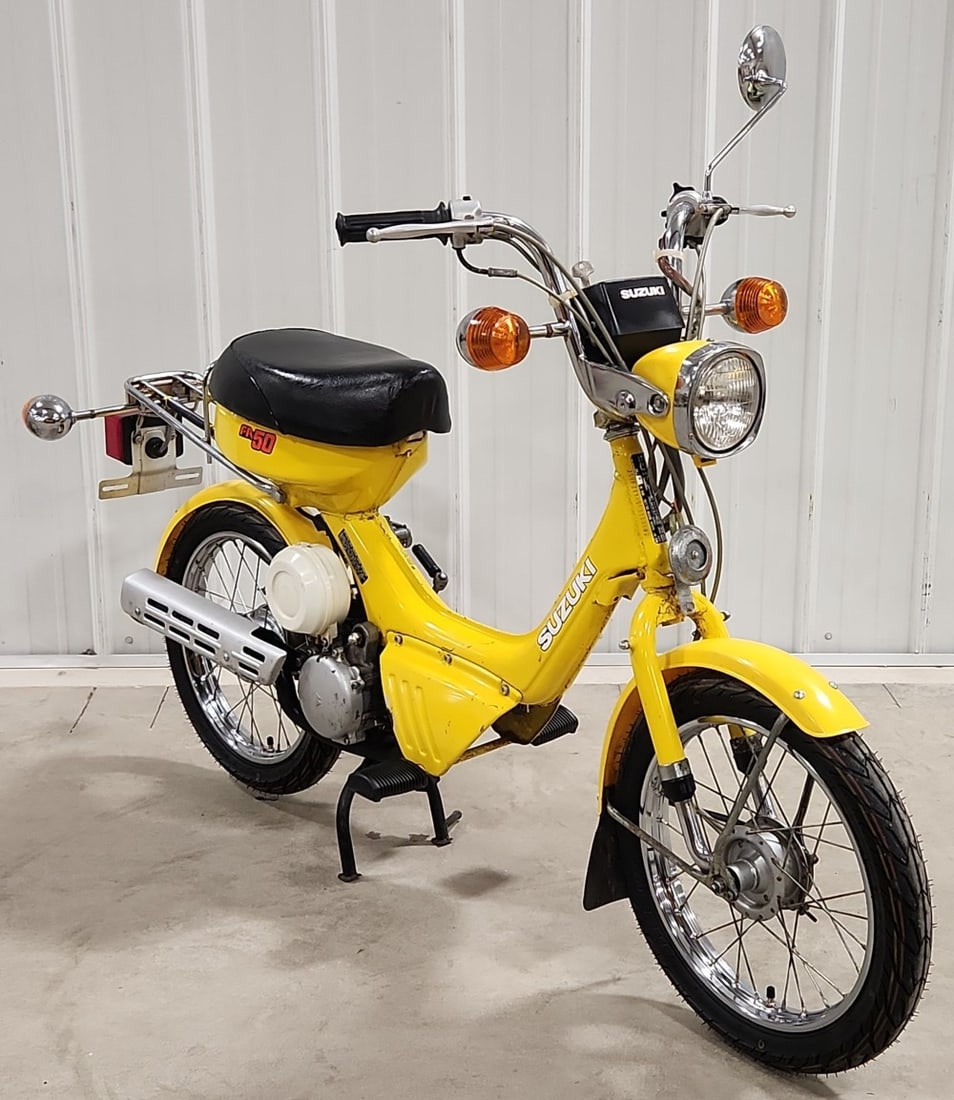 1985 Suzuki FA50 Moped (1 of 18)