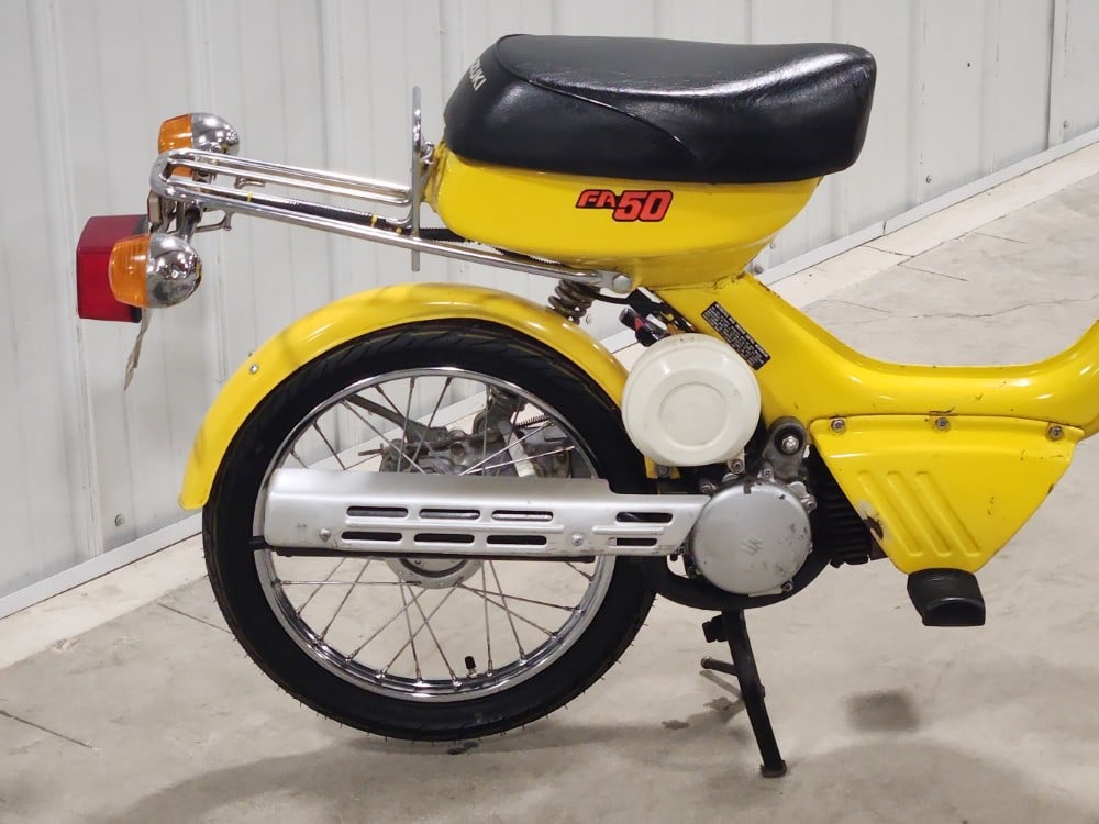 1985 Suzuki FA50 Moped - 4