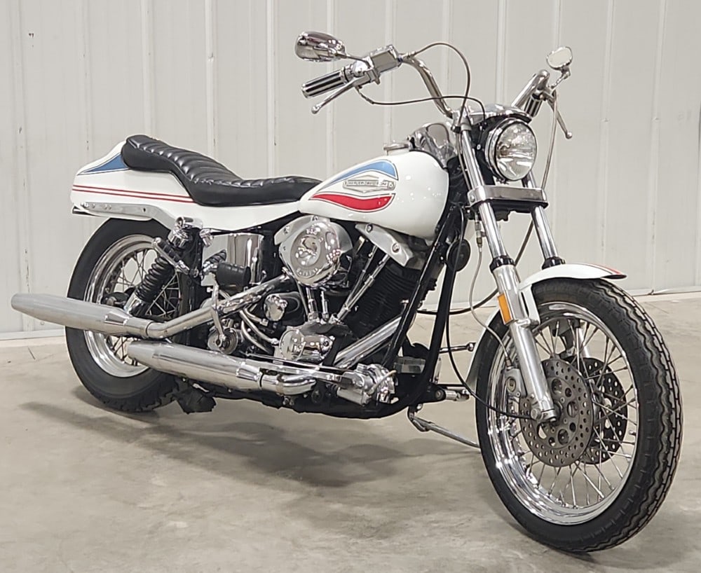 1971 Harley- Davidson FX Super Glide Replica: Sells with No Reserve! Replica FX Super Glide Shovelhead Engine Boat Tail Title (MS) MILEAGE EXEMPT VIN- 1A22755H1 REDUCED ONLINE BUYER'S PREMIUM OF 15% ON THIS LOT