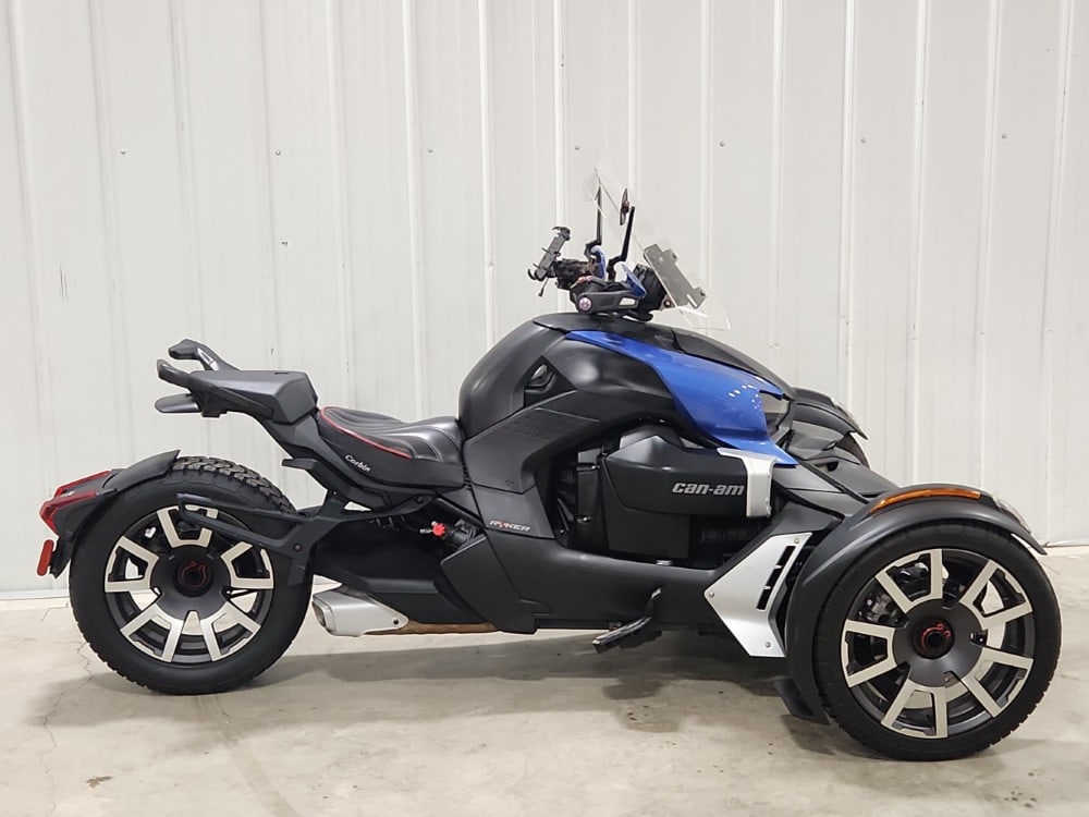 Can-Am Ryker 900 - 19