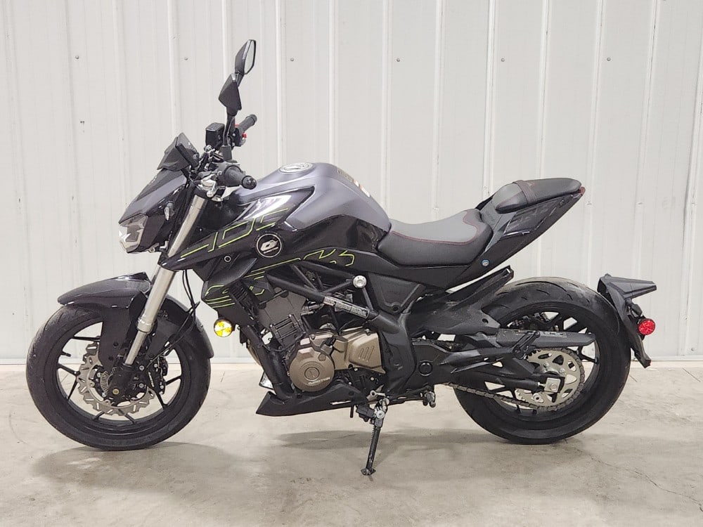 2023 QJ Motor SRK 400 Motorcycle - 2