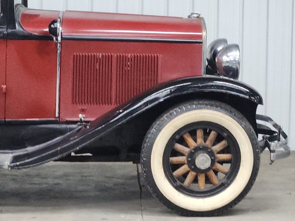 1930 Chrysler 66 Coupe - 14