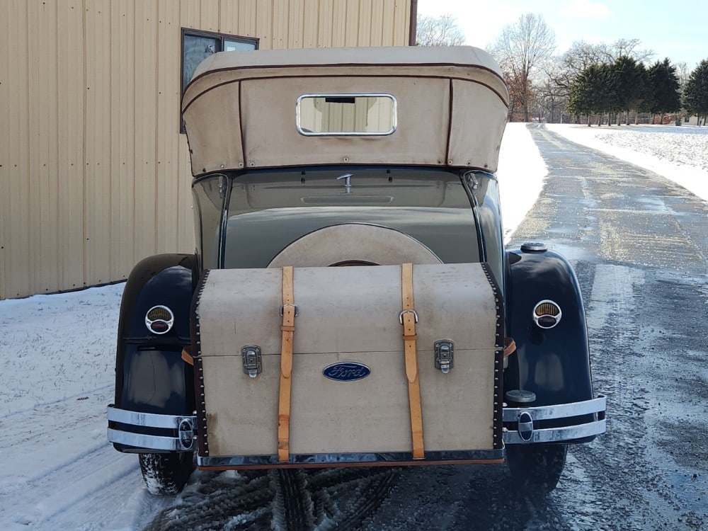 1930 Ford Model A Roadster - 15