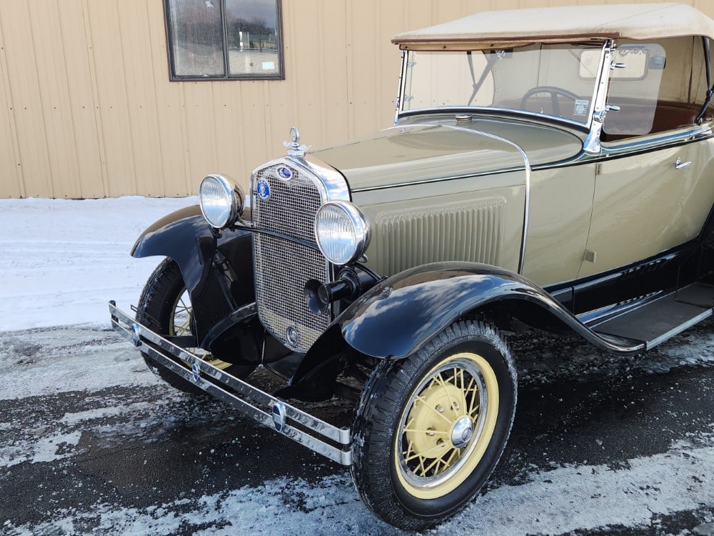 1930 Ford Model A Roadster - 3