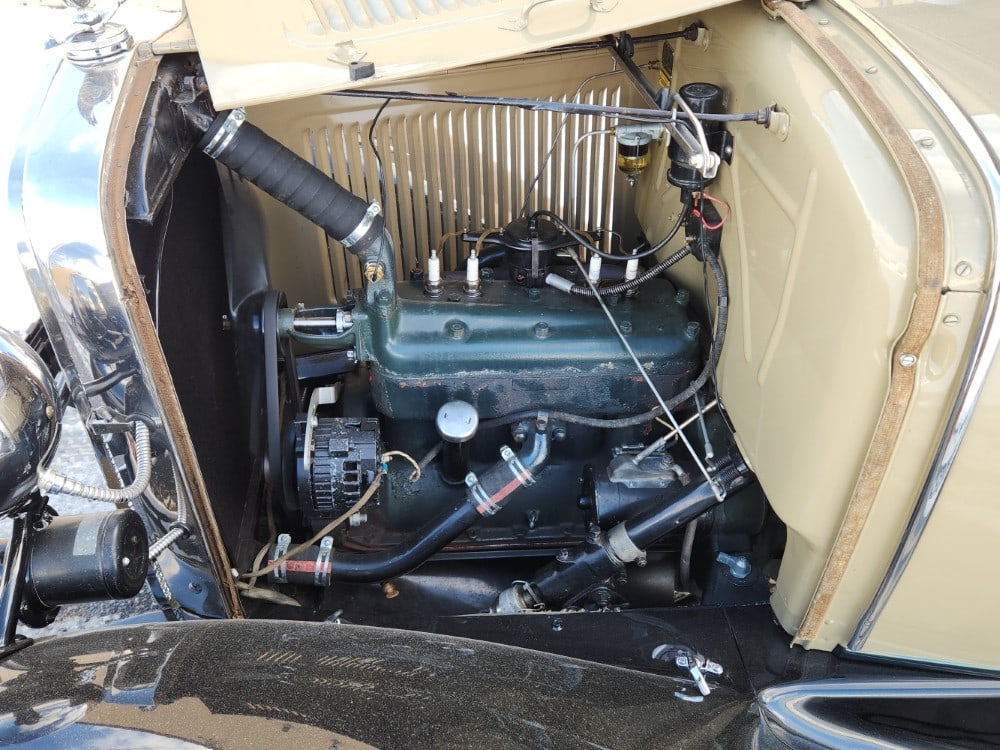 1930 Ford Model A Roadster - 8