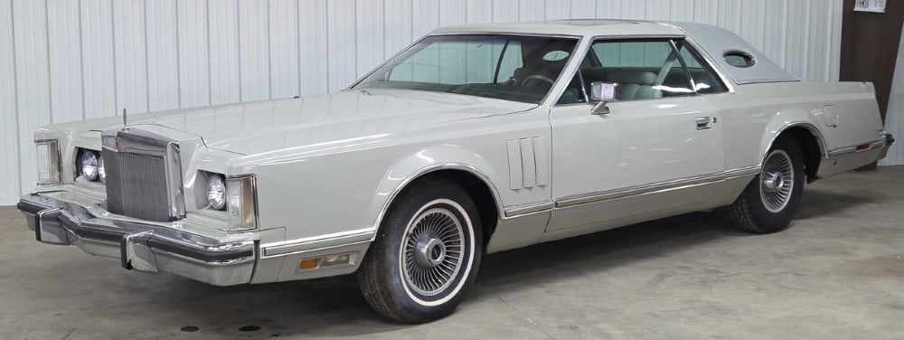 1977 Lincoln Continental Mark V (1 of 20)