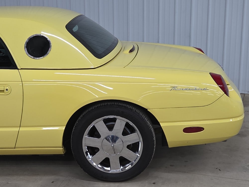 2002 Ford Thunderbird - 5